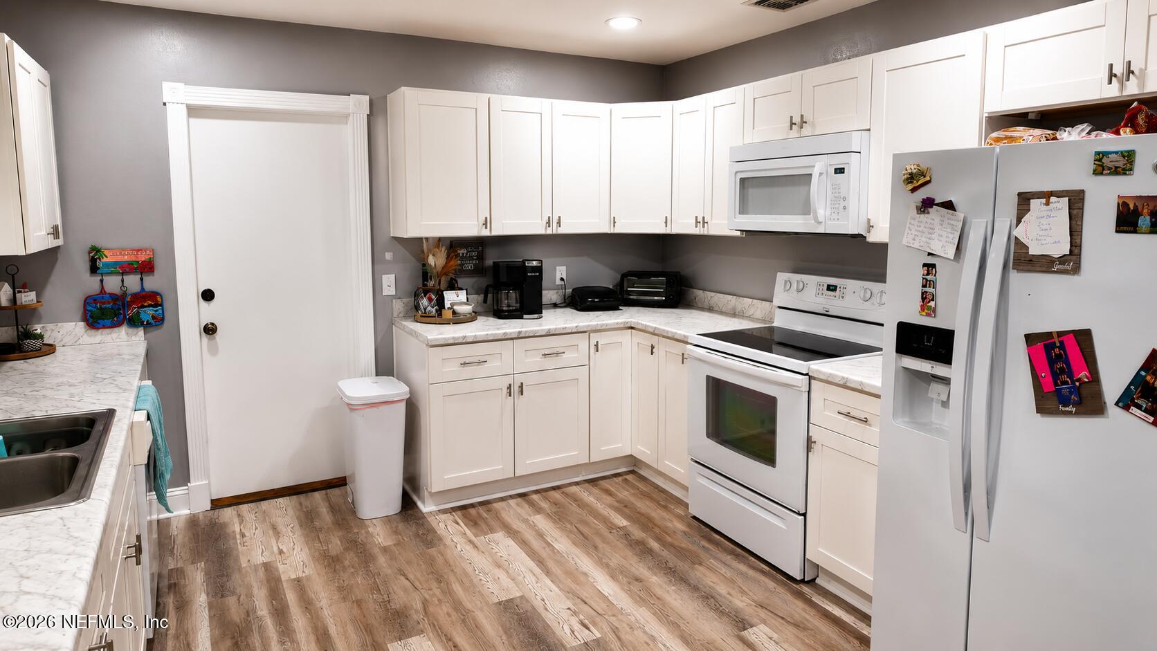 1050 Chapeau Road Jacksonville, FL 32211 - Photo 5 of 28 Kitchen 2