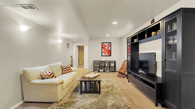 1634 Smokey Ridge Way Colorado Springs, CO 80921 - Photo 27 of 34