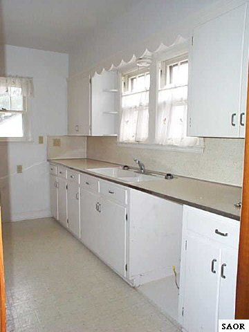 12422 Lennon Road Lennon, MI 48449 - Photo 4 of 5 42524-3.JPG