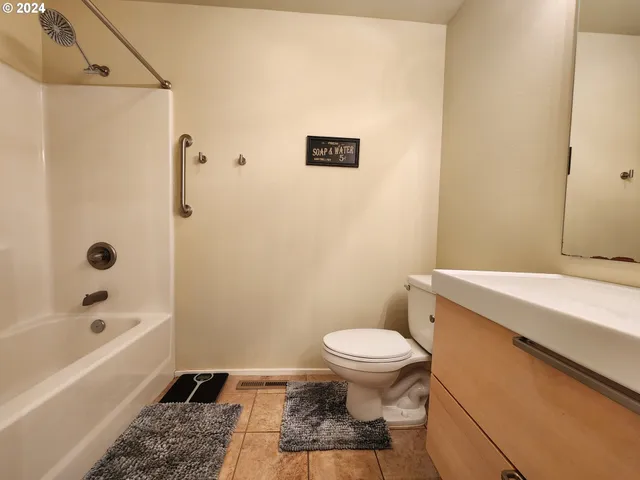 $520,000 | 654 Madrona Avenue, Port Orford, OR 97465