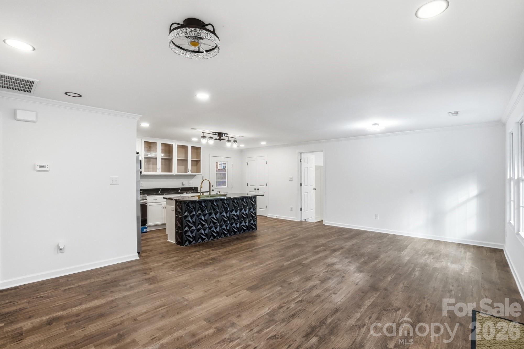 704 West Border Street Dallas, NC 28034 - Photo 22 of 48