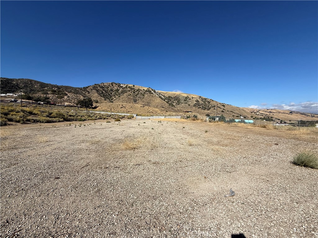 0 Landfill Road Lebec, CA 93243 - Photo 4 of 10 a view of ocean view with mountain