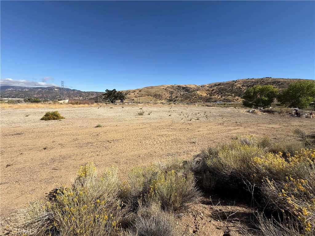 0 Landfill Road Lebec, CA 93243 - Photo 5 of 10 a view of lake and mountain