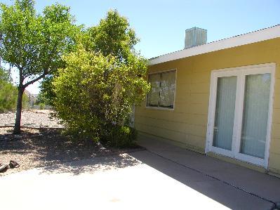 657 Valley View Benson, AZ 85602 - Photo 6 of 10