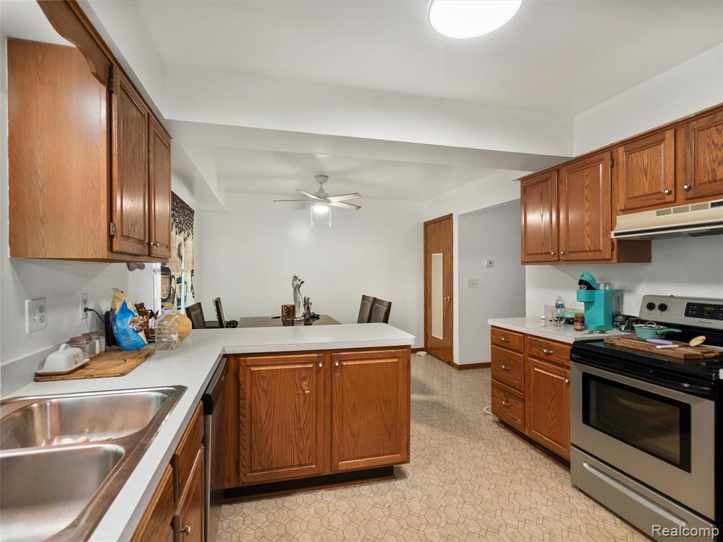 50695 Sass Road Chesterfield, MI 48047 - Photo 10 of 18