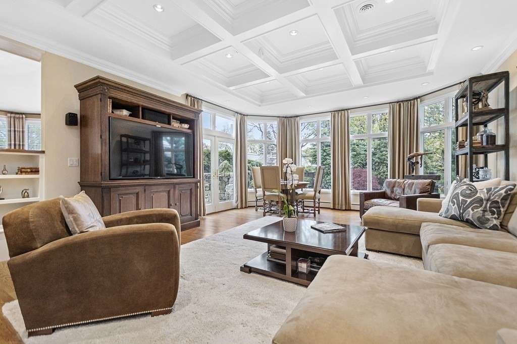 34 Sevland Road Newton, MA 02459 - Photo 10 of 40 Gallery Image 10