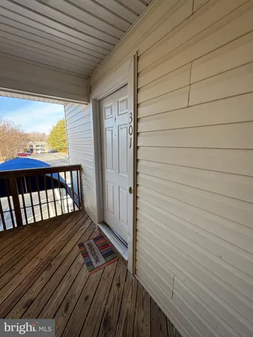 $1,500 | 61 Fern Oak Circle, Unit 301, Stafford, VA 22554