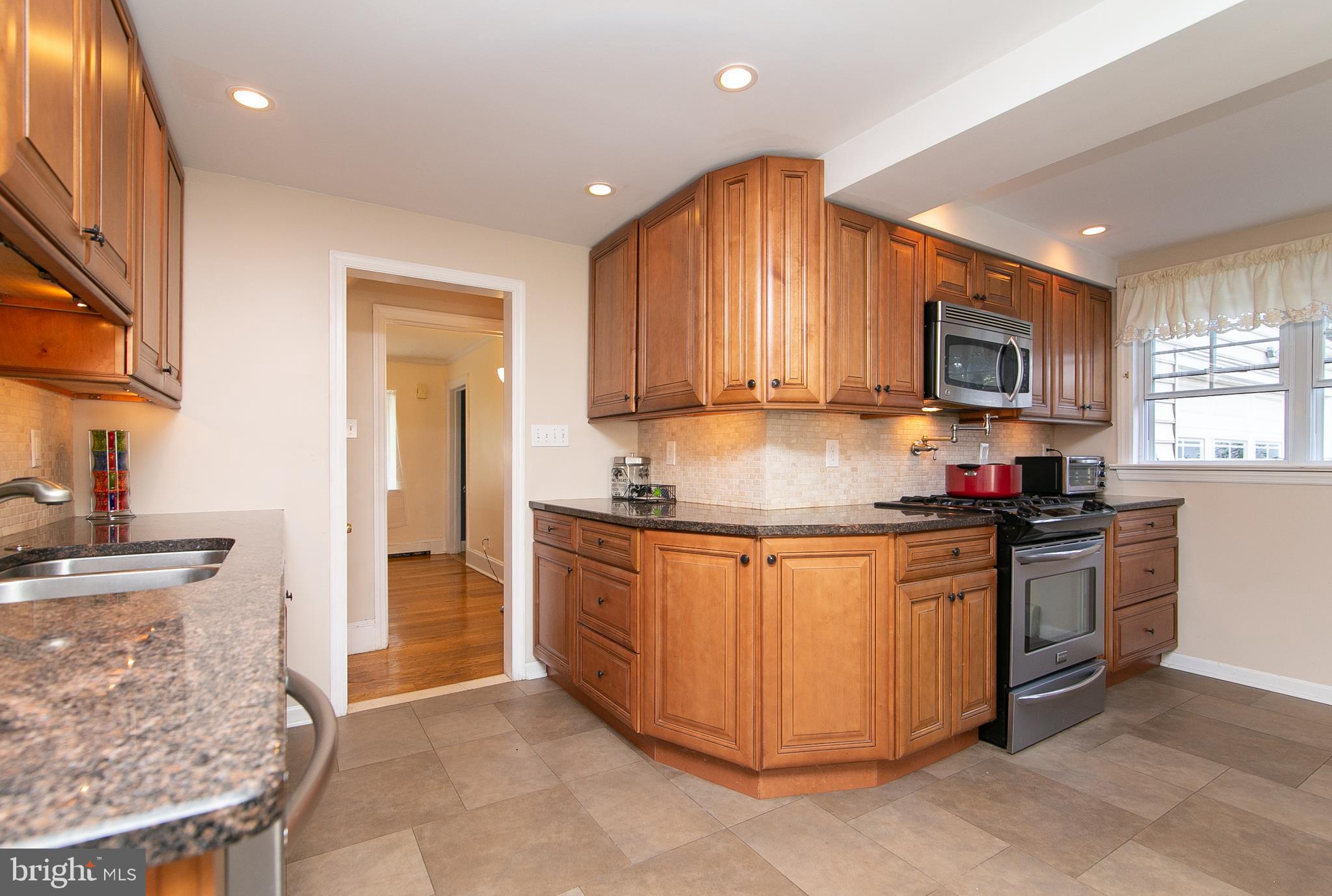 316 Lynbrooke Road Springfield, PA 19064 - Photo 27 of 47