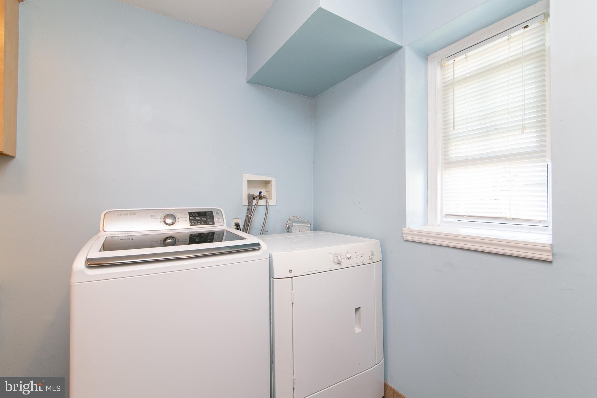 316 Lynbrooke Road Springfield, PA 19064 - Photo 47 of 47 Hall Bath with laundry