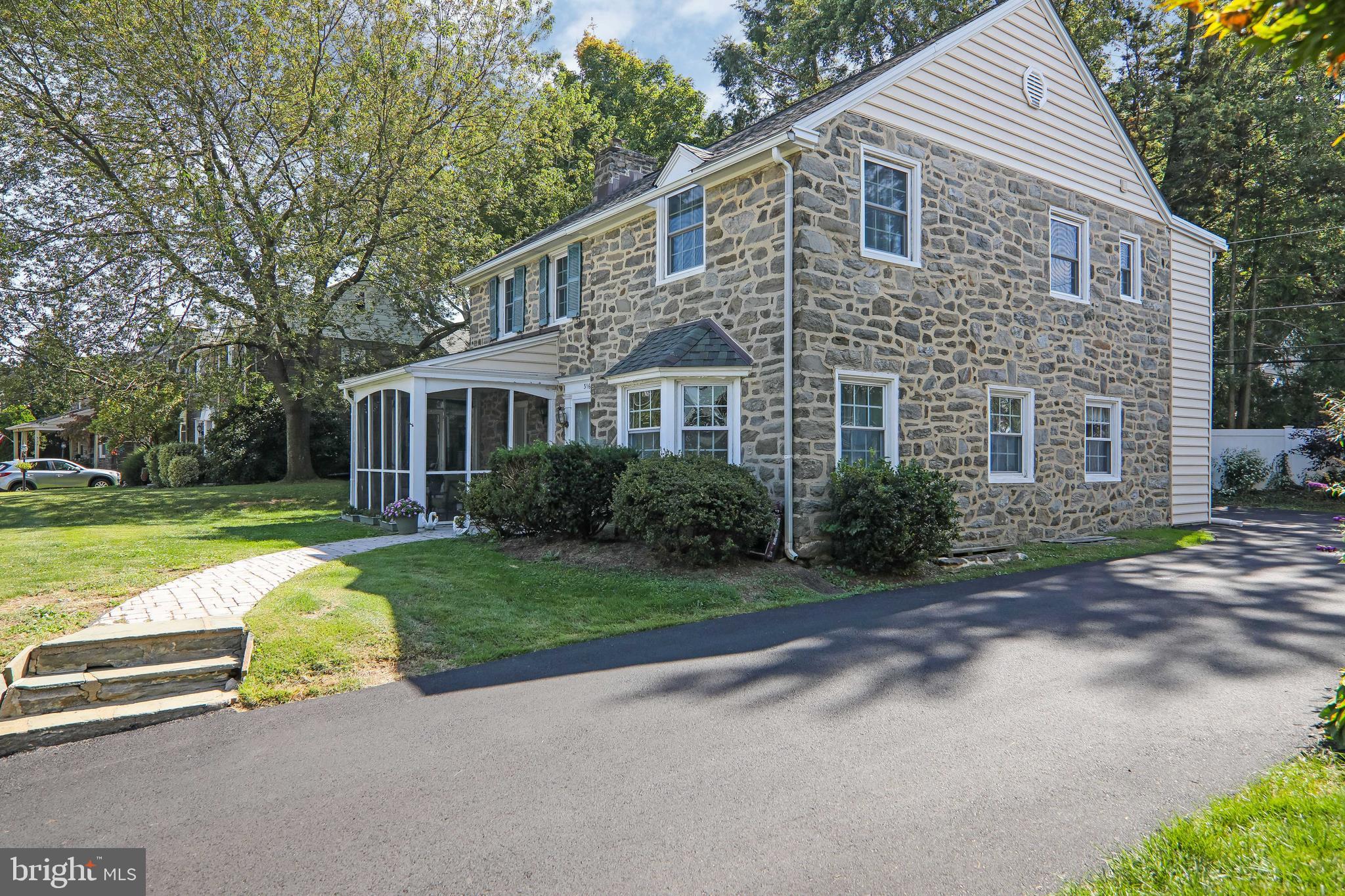 316 Lynbrooke Road Springfield, PA 19064 - Photo 8 of 47