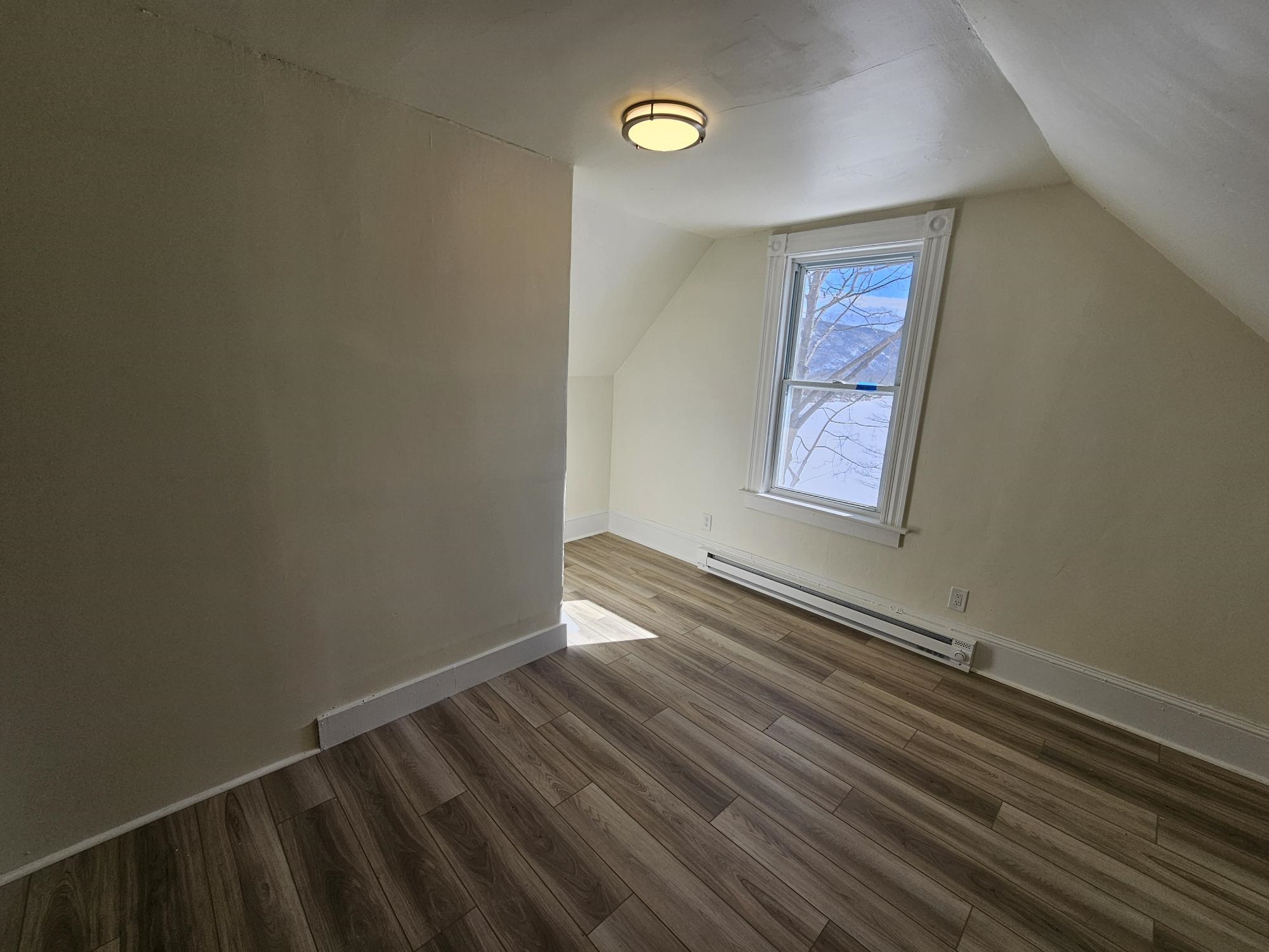 227 Rockingham Road, Unit 3 Rockingham, VT 05101 - Photo 7 of 14