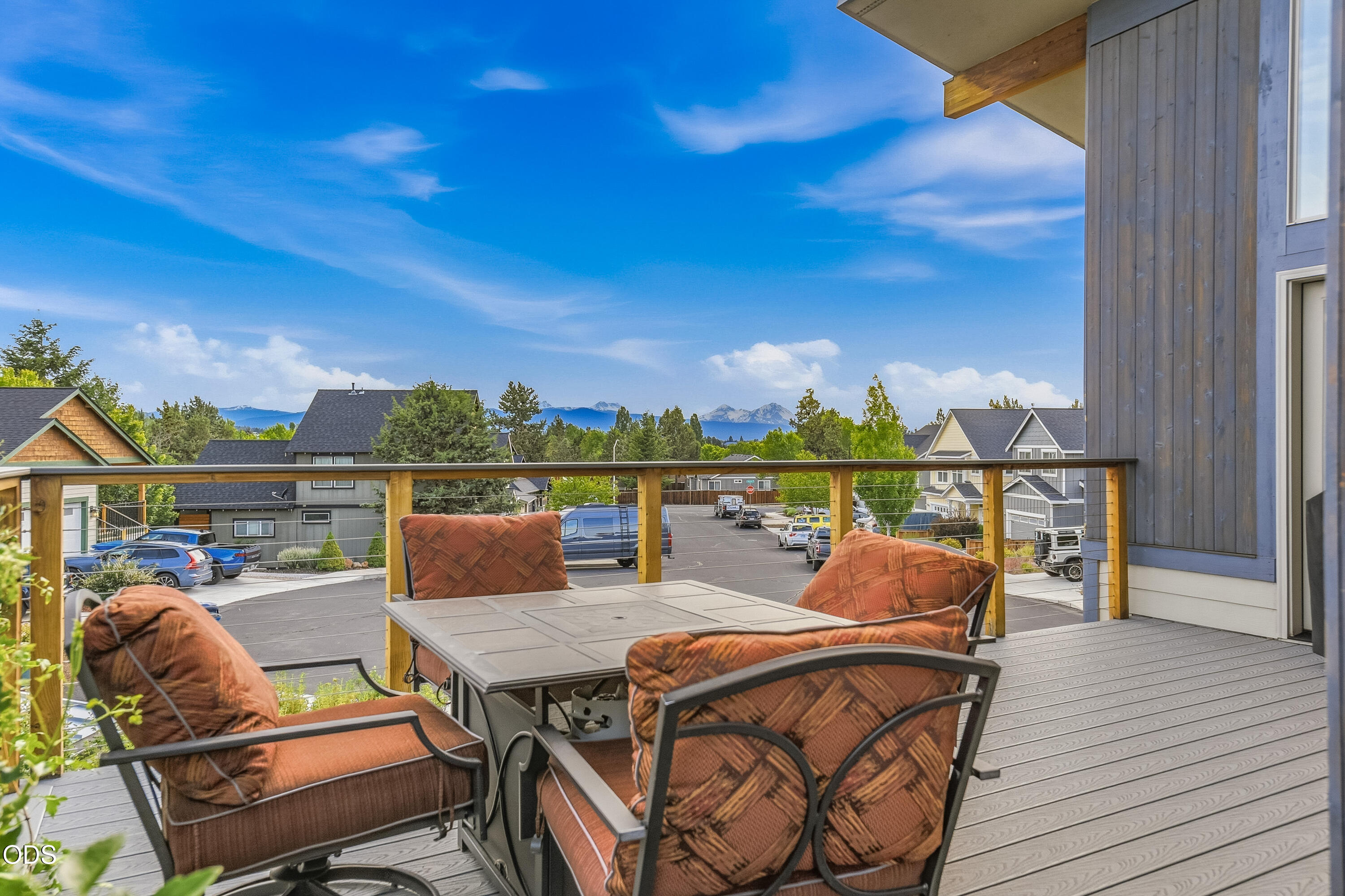 20767 Northeast Angora Court Bend, OR 97701 - Photo 9 of 53