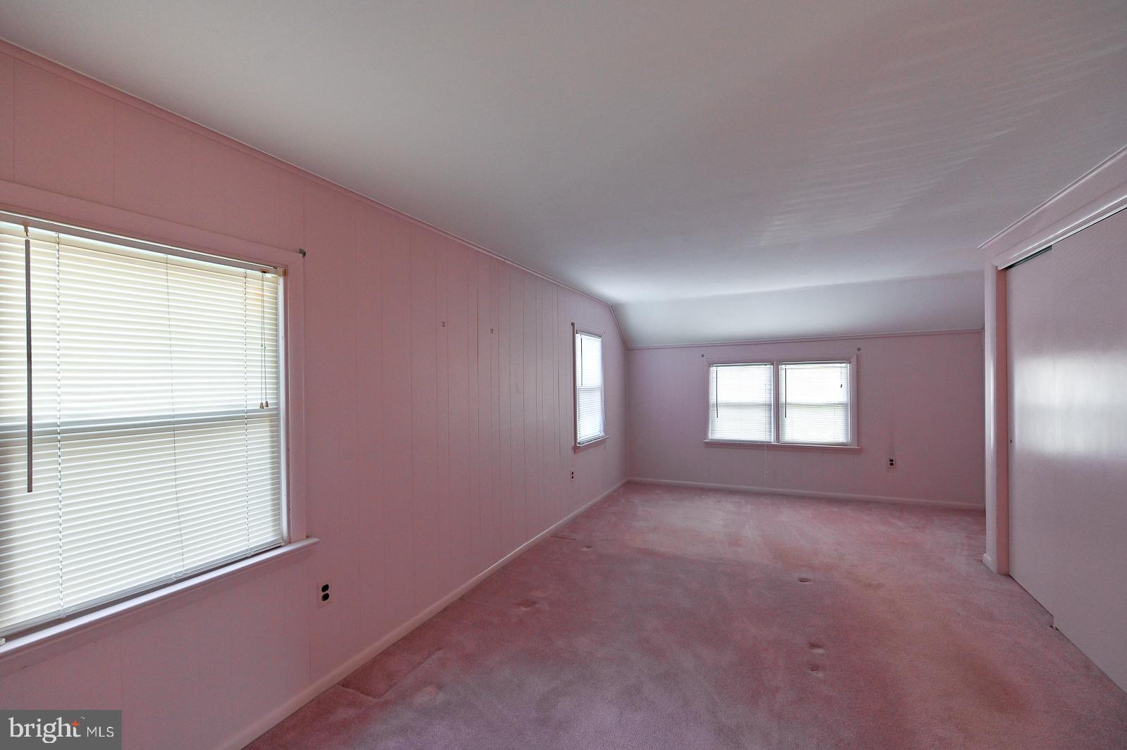 416 Enfield Road Oreland, PA 19075 - Photo 18 of 58 Gallery Image 18