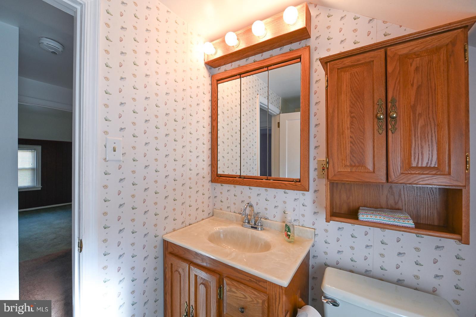 416 Enfield Road Oreland, PA 19075 - Photo 34 of 58 Gallery Image 34