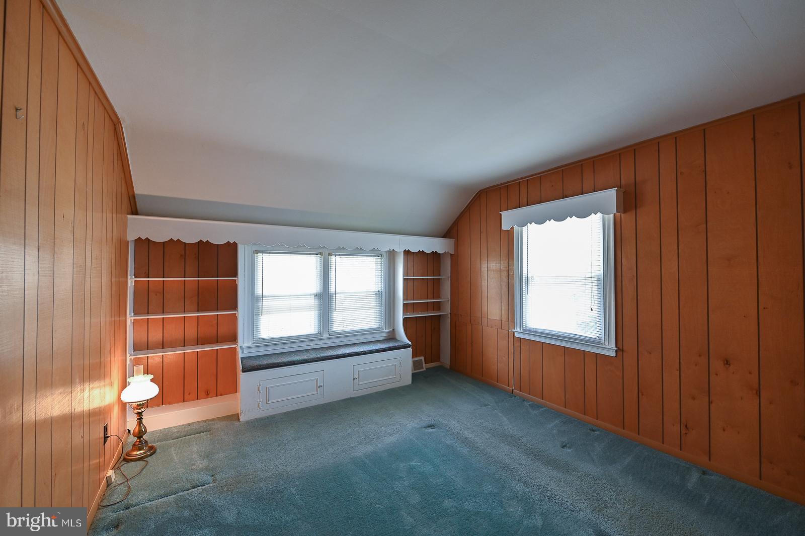 416 Enfield Road Oreland, PA 19075 - Photo 38 of 58 Gallery Image 38