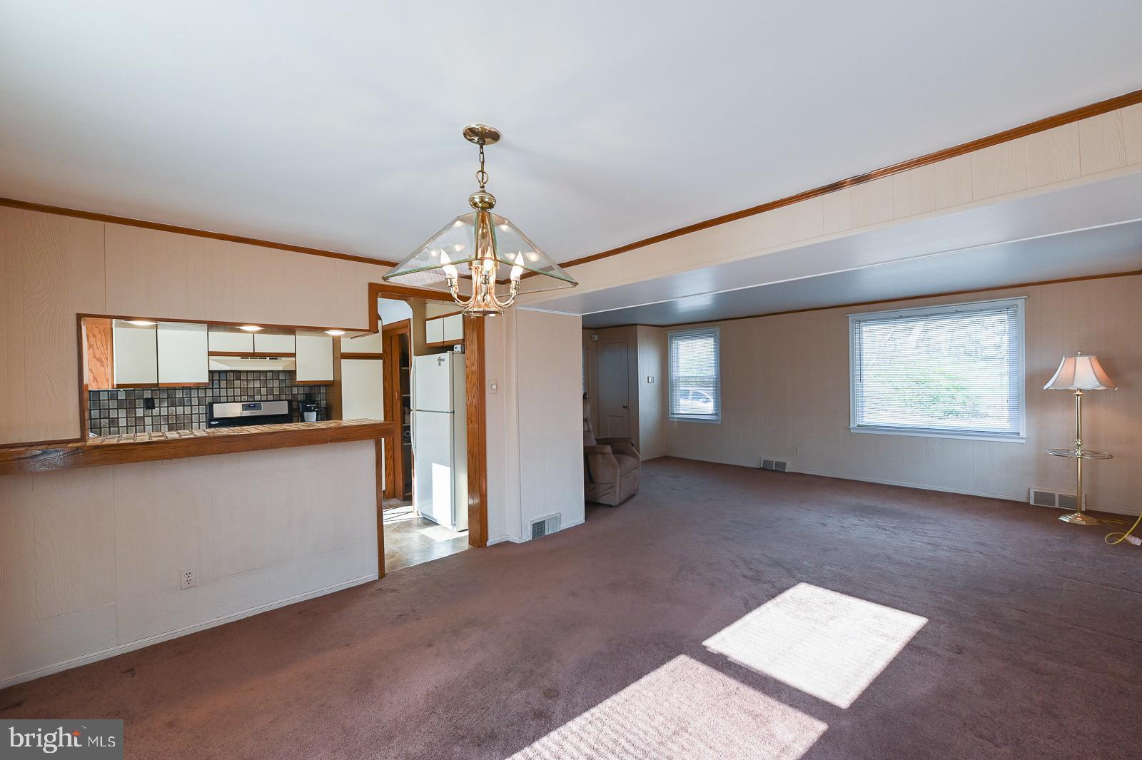416 Enfield Road Oreland, PA 19075 - Photo 7 of 58 Gallery Image 7