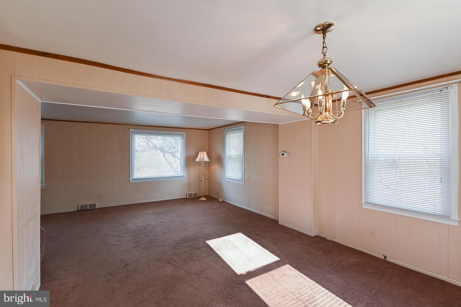 416 Enfield Road Oreland, PA 19075 - Photo 8 of 58 Gallery Image 8