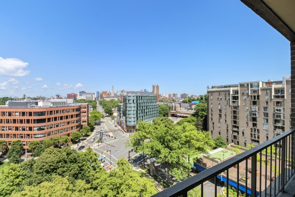 44 Washington Street, Unit 1113 Brookline, MA 02445 - Photo 14 of 28
