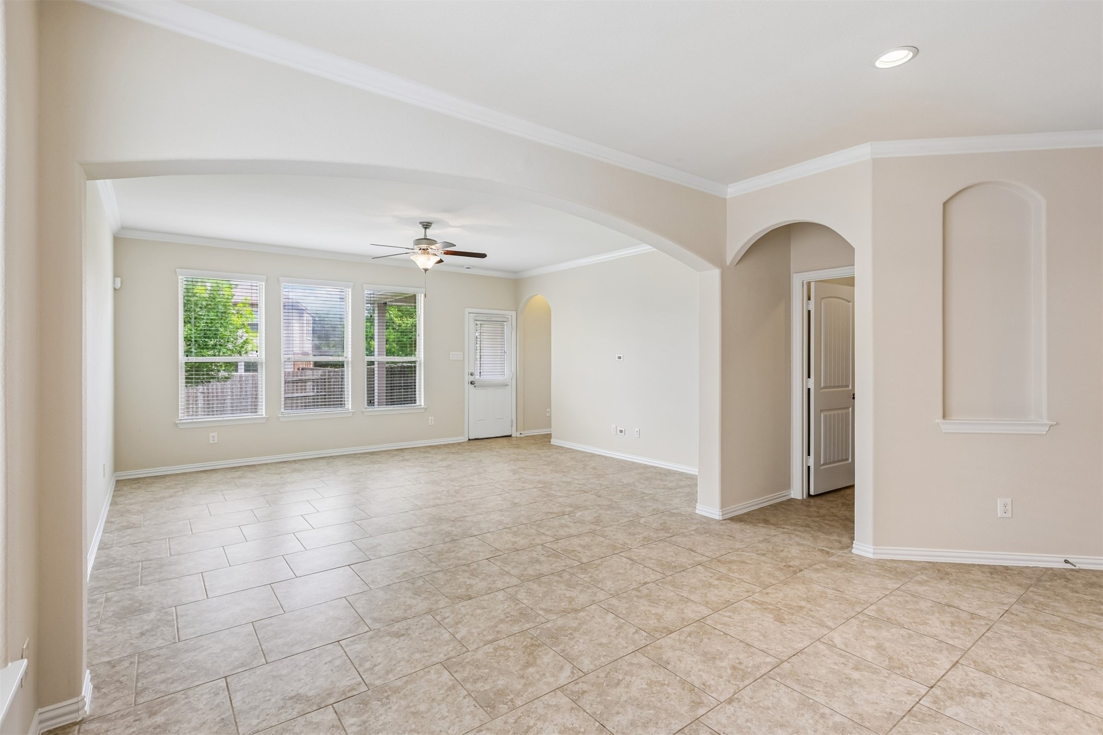 2601 Rough Berry Road Pflugerville, TX 78660 - Photo 5 of 34