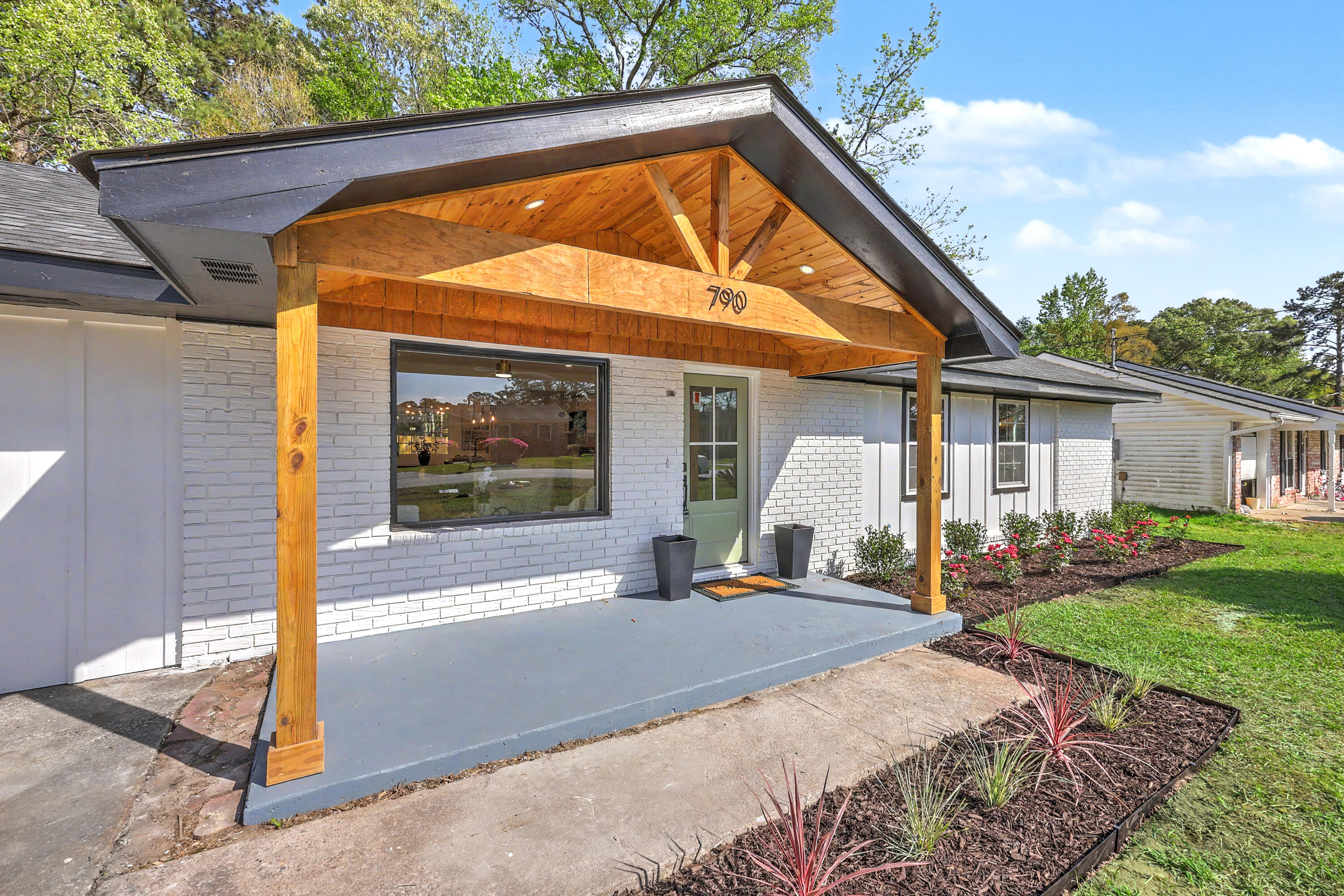 790 Hoss Road Charleston, SC 29414 - Photo 4 of 33 ZYN_2870_1_2_3_4_5_6
