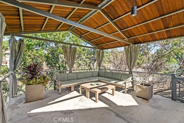 $2,300,000 | 19121 La Pradera, Yorba Linda, CA 92886