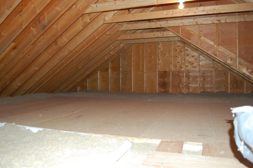 236 Hardwick Road New Braintree, MA 01531 - Photo 25 of 28