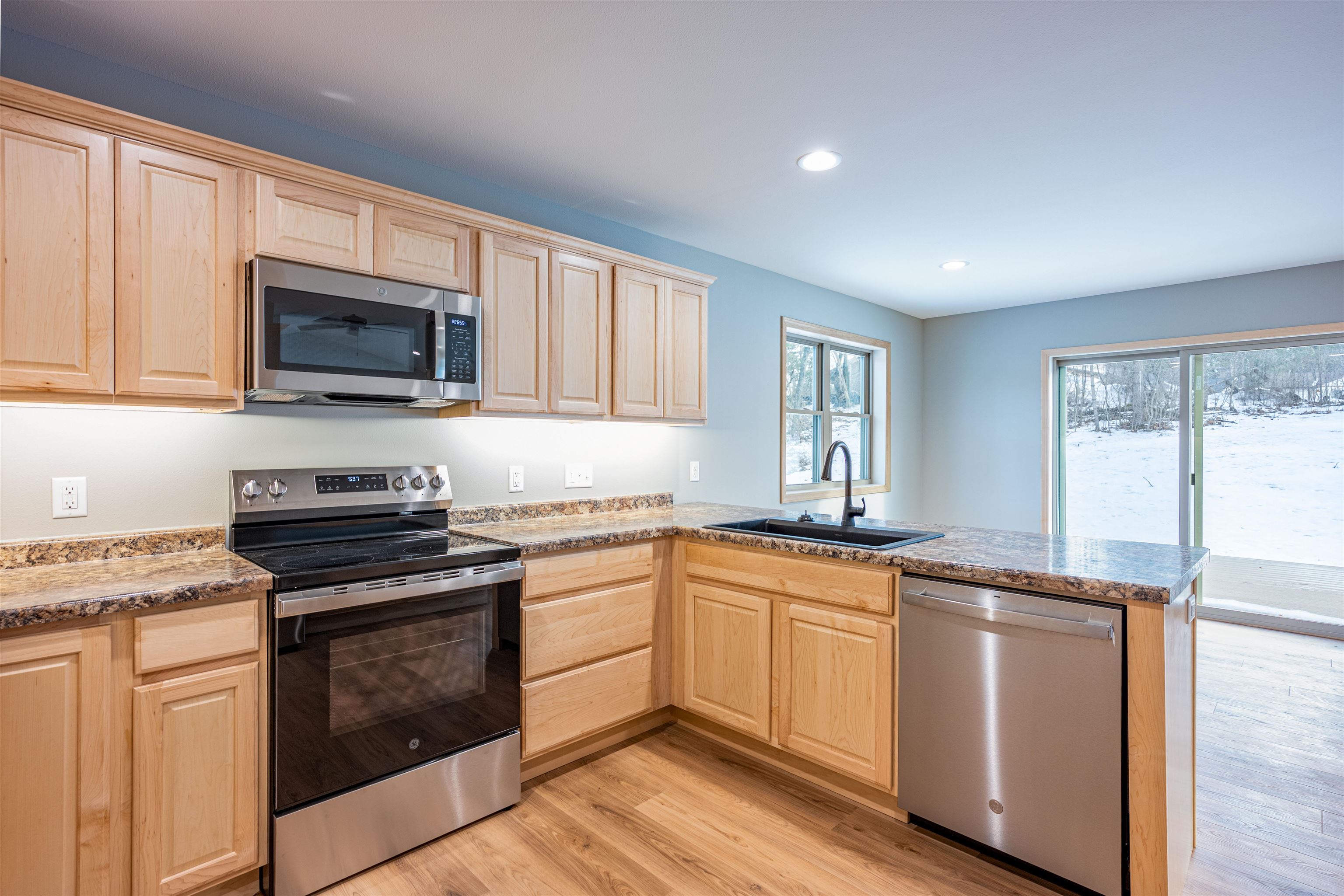 1618 Michigan Avenue Wisconsin Dells, WI 53965 - Photo 13 of 43