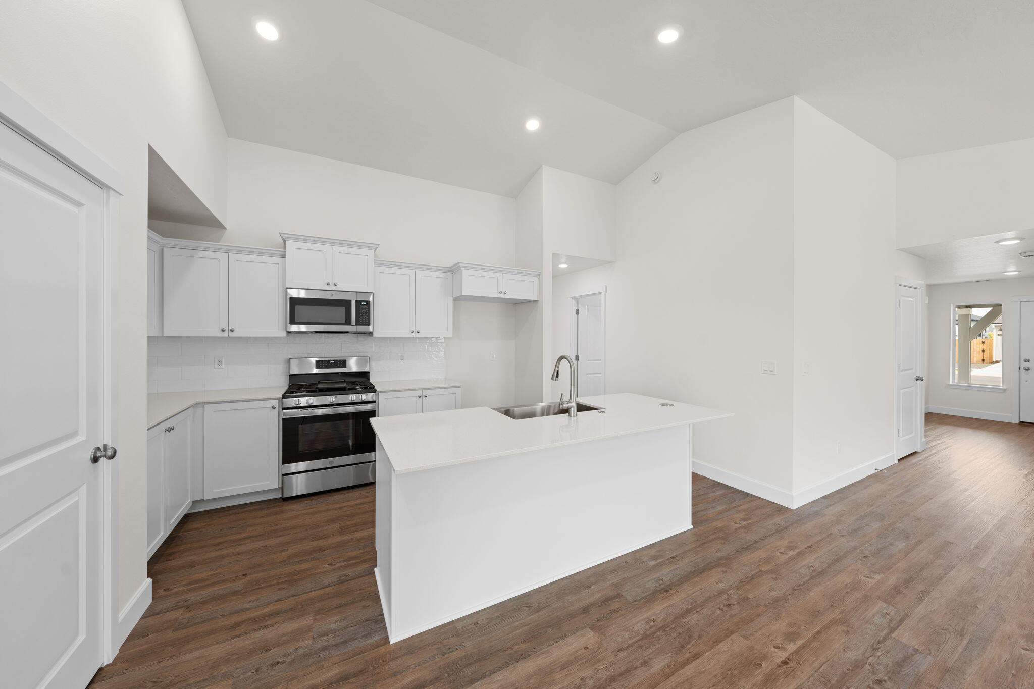 4124 Southwest Pumice Avenue, Unit 75 Redmond, OR 97756 - Photo 10 of 44 Example Photo