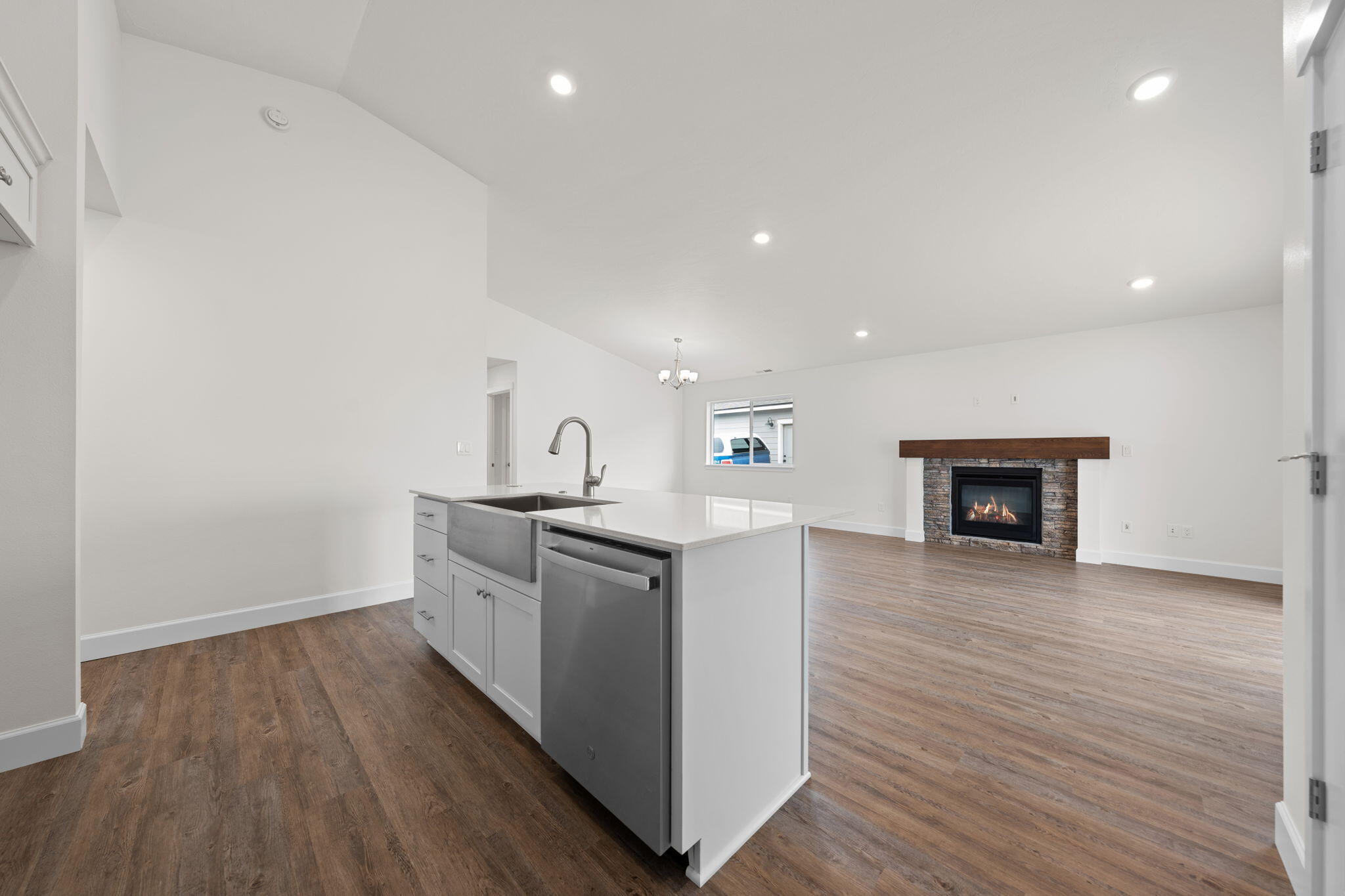 4124 Southwest Pumice Avenue, Unit 75 Redmond, OR 97756 - Photo 12 of 44 Example Photo