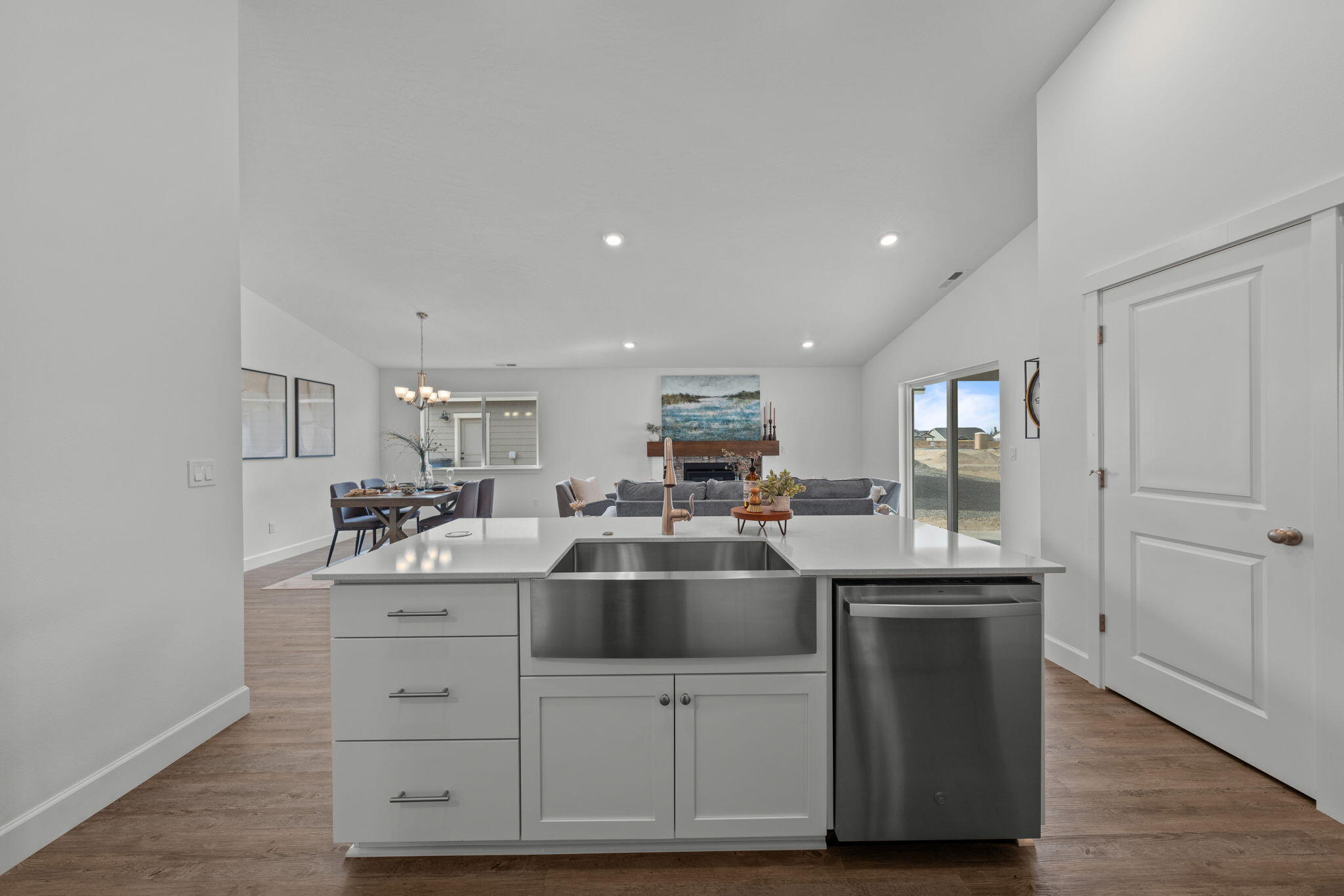 4124 Southwest Pumice Avenue, Unit 75 Redmond, OR 97756 - Photo 35 of 44 Example Photo