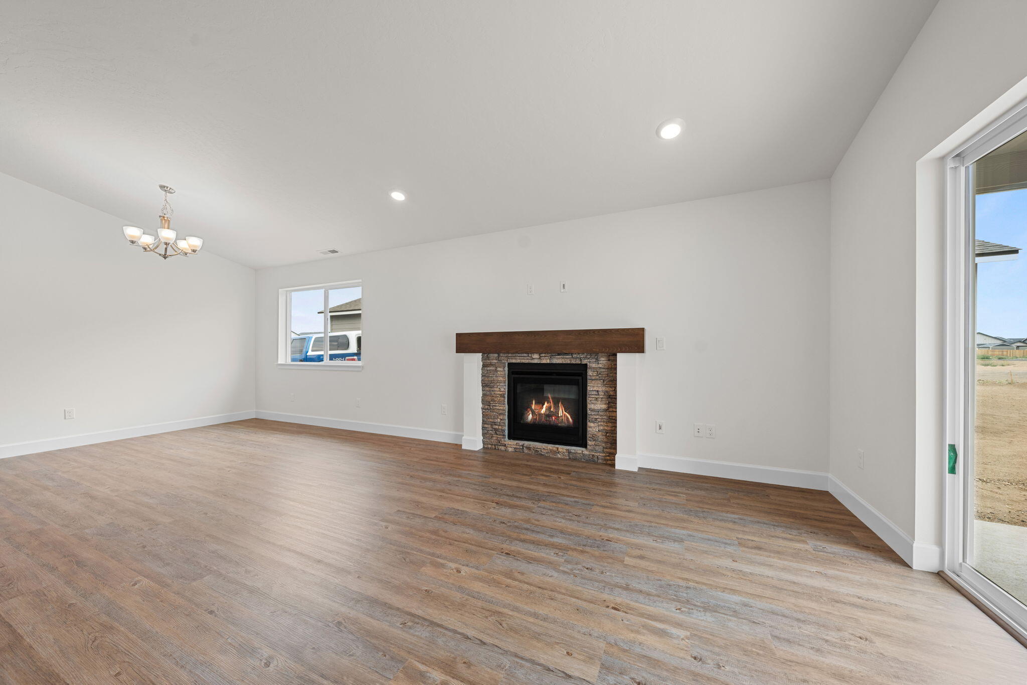 4124 Southwest Pumice Avenue, Unit 75 Redmond, OR 97756 - Photo 6 of 44 Example Photo, actual home has electric FP
