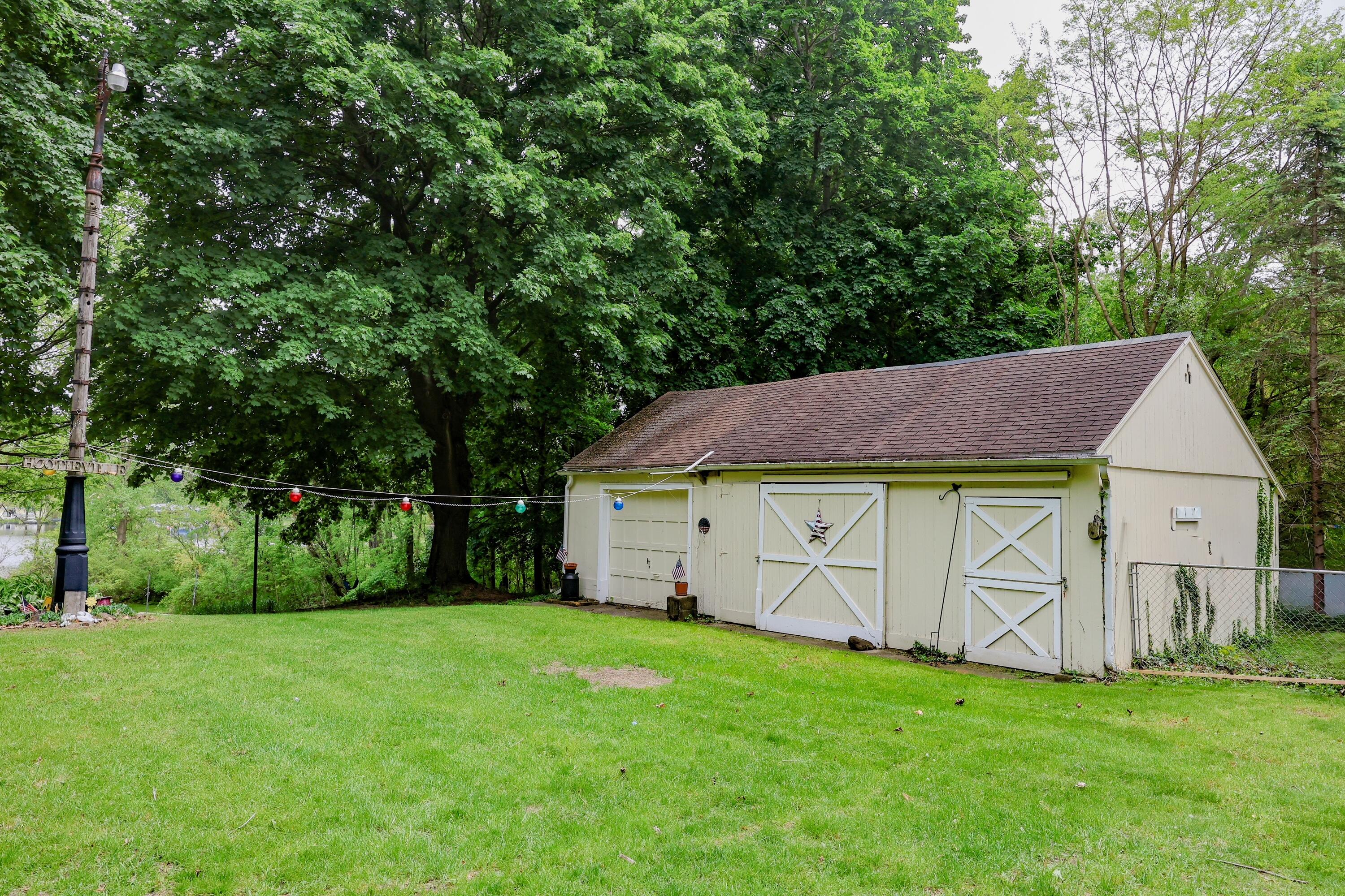 2831 Hemlock Road Quincy, MI 49082 - Photo 20 of 24 IMG_5352