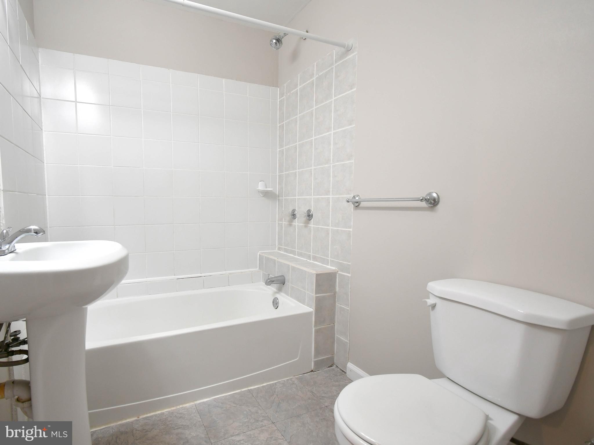 2218 White Cornus Lane Reston, VA 20191 - Photo 24 of 35 Lower level full bath