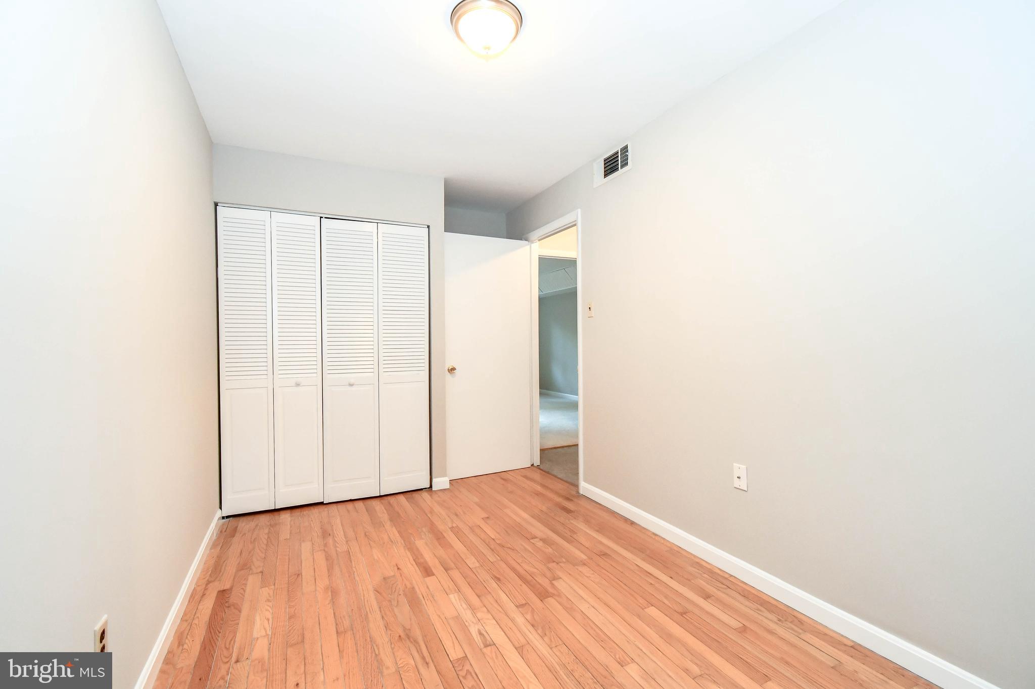 2218 White Cornus Lane Reston, VA 20191 - Photo 25 of 35 Bedroom 4