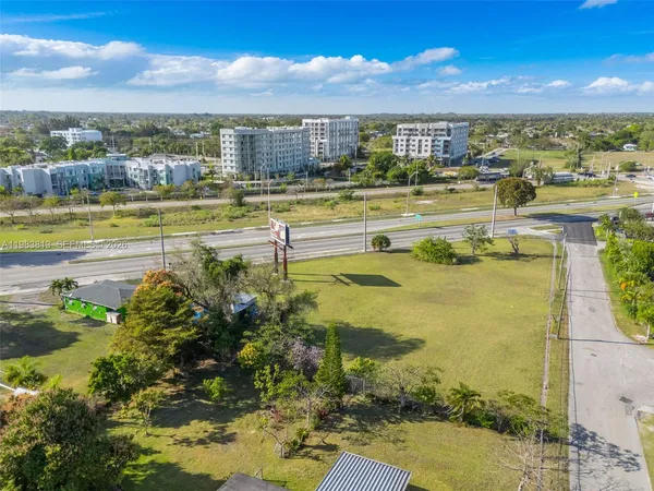 $4,500,000 | 21710 Southwest 118th Avenue, Miami, FL 33170