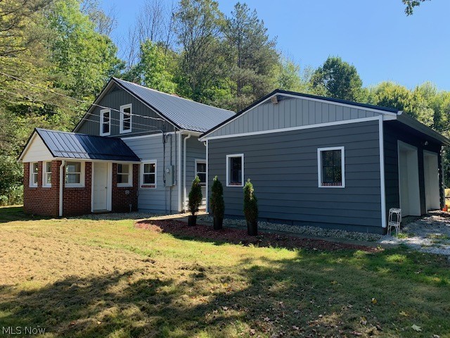16201 Mayfield Road Huntsburg, OH 44046 - Photo 19 of 21 Gallery Image 19
