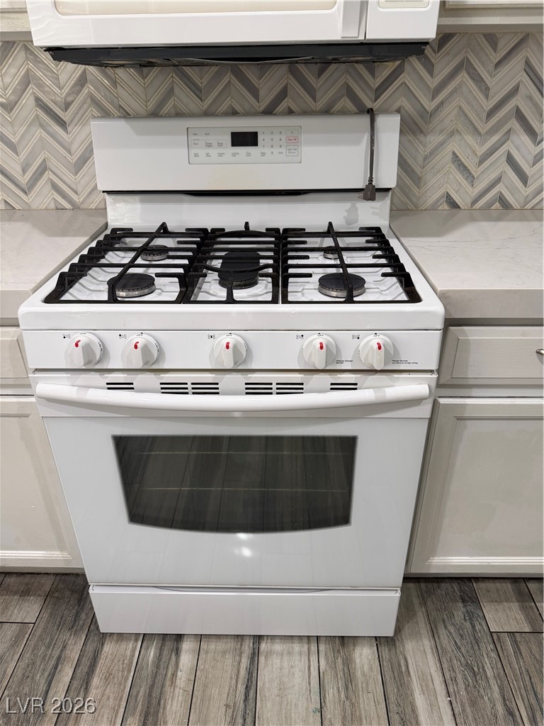 5844 Aimless Street Henderson, NV 89011 - Photo 11 of 36