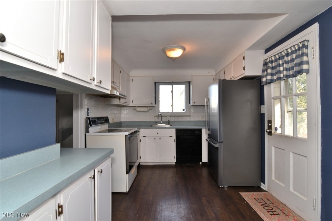 1361 Dorsh Road Cleveland, OH 44121 - Photo 10 of 38 Gallery Image 10