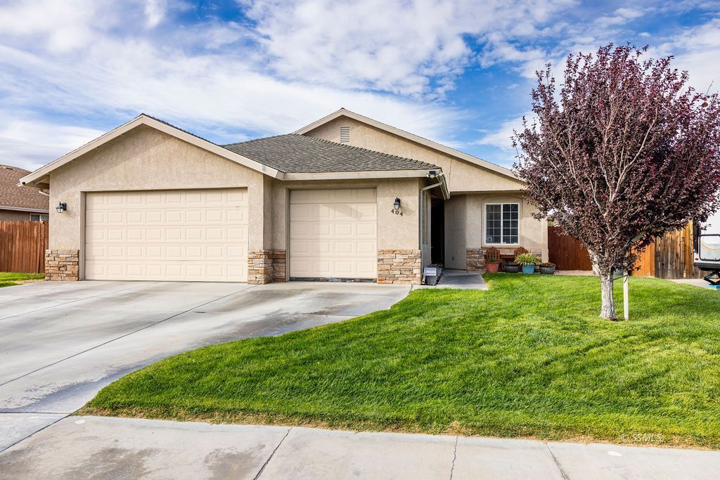 404 Olive Avenue Ridgecrest, CA 93555 - Photo 8 of 49