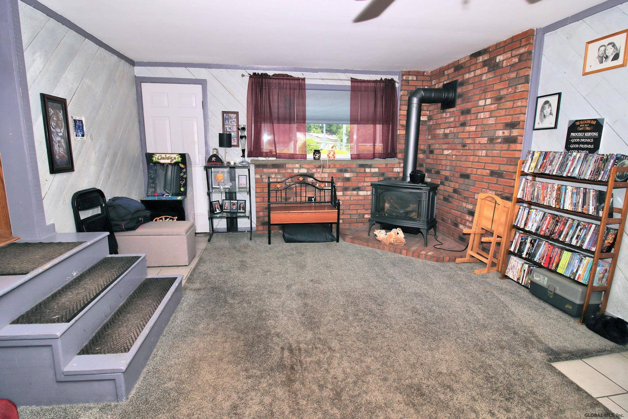 1018 Angelina Road Rotterdam, NY 12303 - Photo 18 of 30 Photo 19