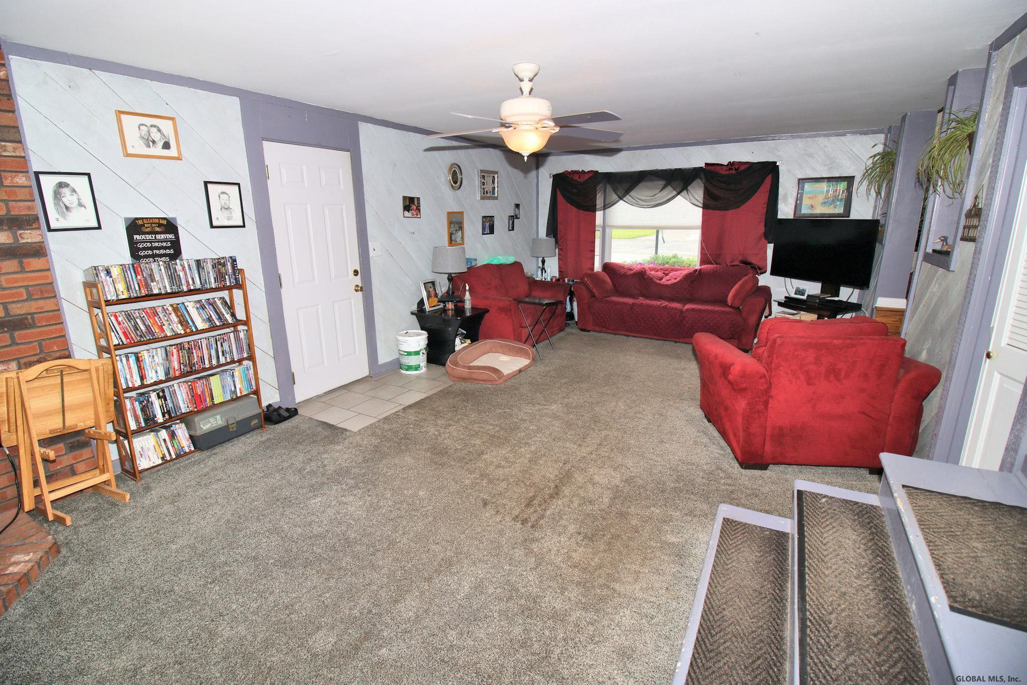 1018 Angelina Road Rotterdam, NY 12303 - Photo 5 of 30 Photo 6