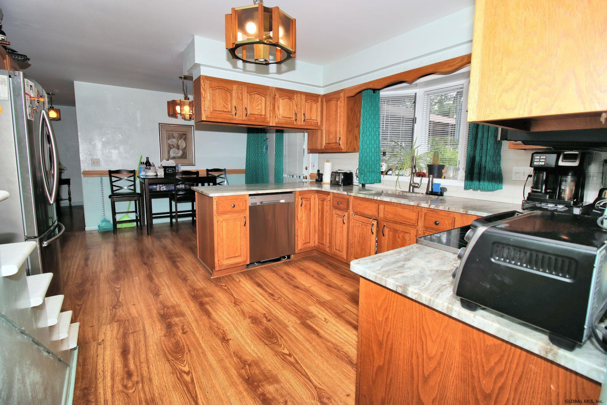 1018 Angelina Road Rotterdam, NY 12303 - Photo 10 of 30 Photo 11