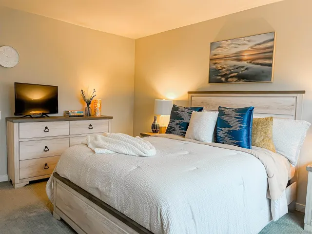 $499,000 | 854 Dana Point Way, Oceanside, CA 92058