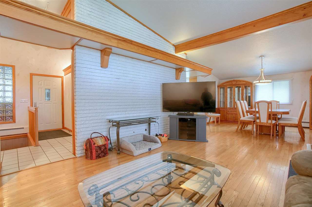 49669 Shelby Road Shelby, MI 48317 - Photo 5 of 32