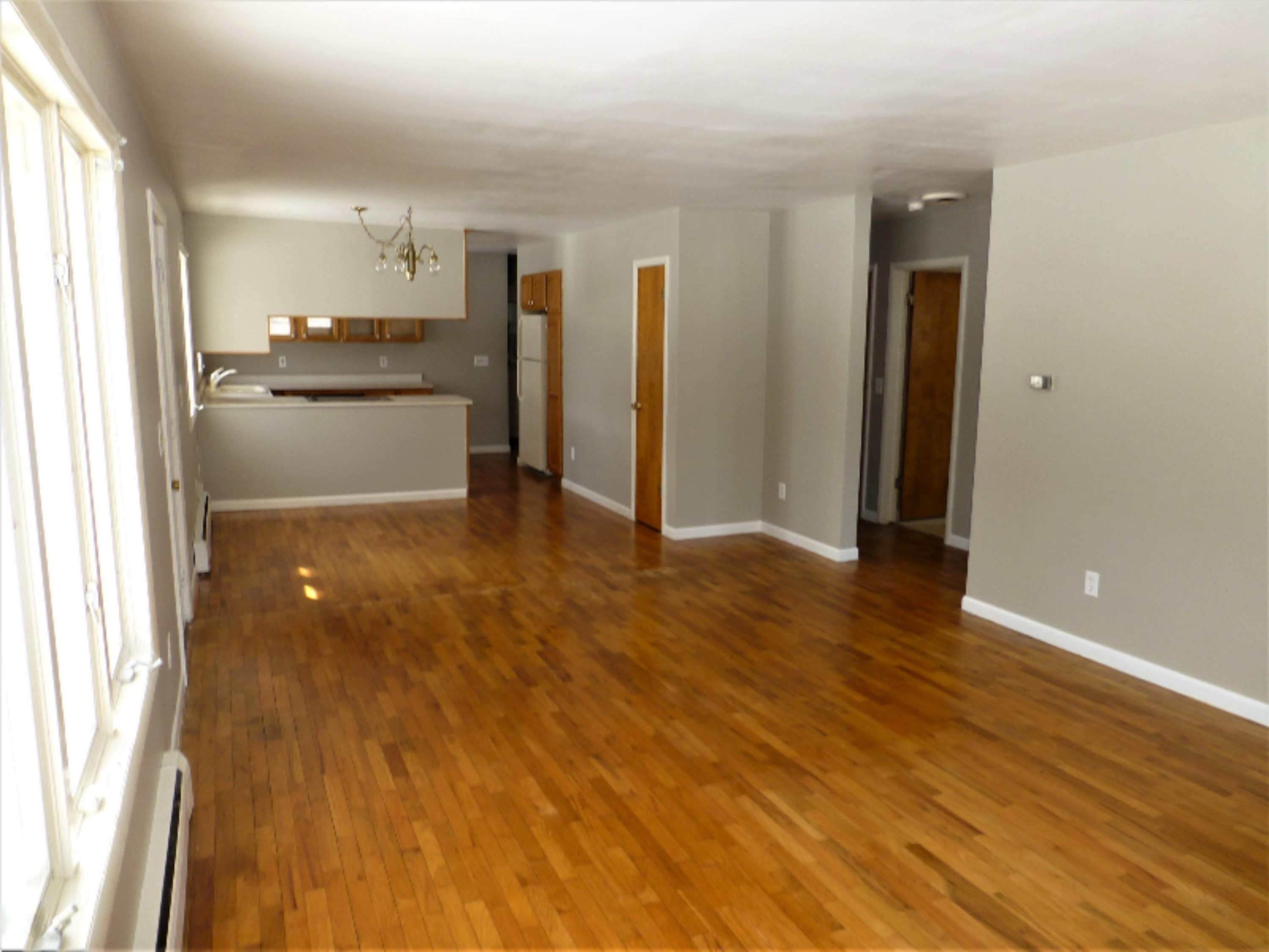 5010 Garden Road Portage, MI 49002 - Photo 3 of 20 Livingroom ne