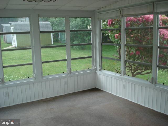 872 Clearmount Road York, PA 17403 - Photo 8 of 18 Gallery Image 8