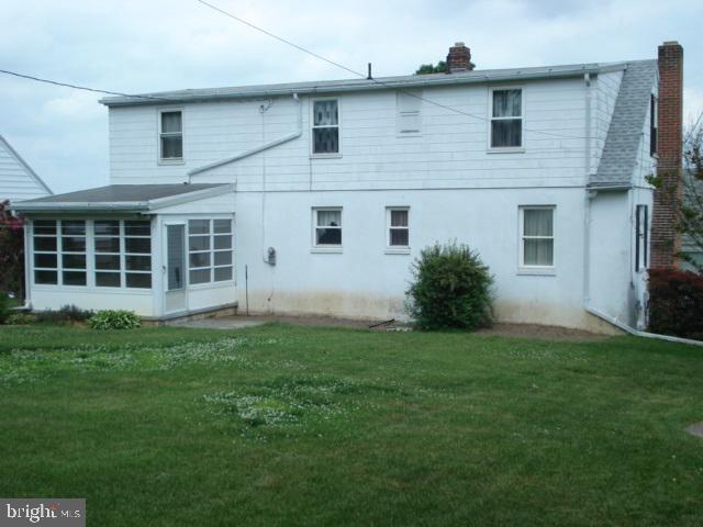 872 Clearmount Road York, PA 17403 - Photo 9 of 18 Gallery Image 9