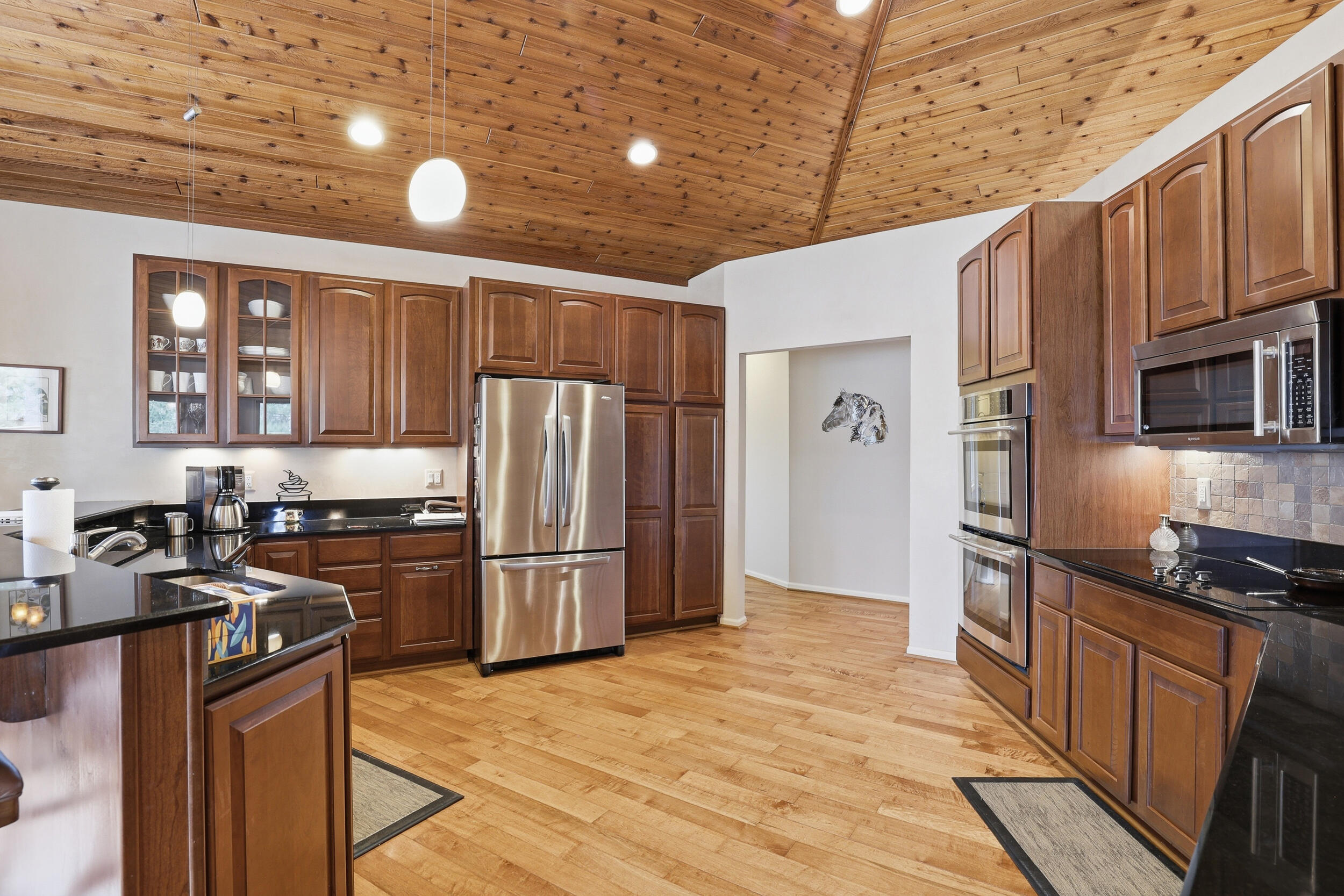 6150 Willow Road West Bloomfield, MI 48324 - Photo 13 of 52 23