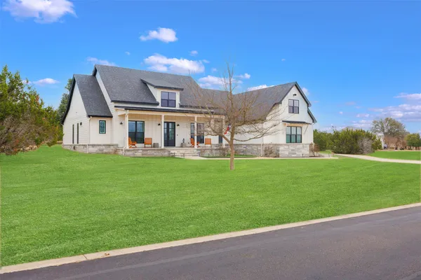 $1,300,000 | 231 Hacienda Place, Dripping Springs, TX 78620