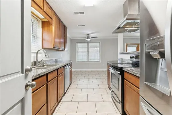 $265,000 | 717 Mayfair Lane, Kenner, LA 70065